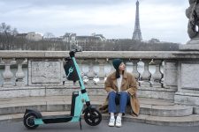 is a lightweight e-bike better for city commuting