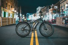 What Is the Best Low-Maintenance E-Bike for Daily Commuting?